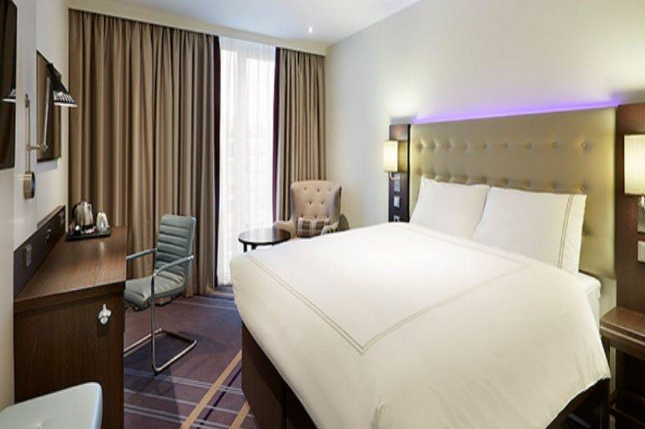 Premier Inn Nuernberg City Opernhaus Esterno foto