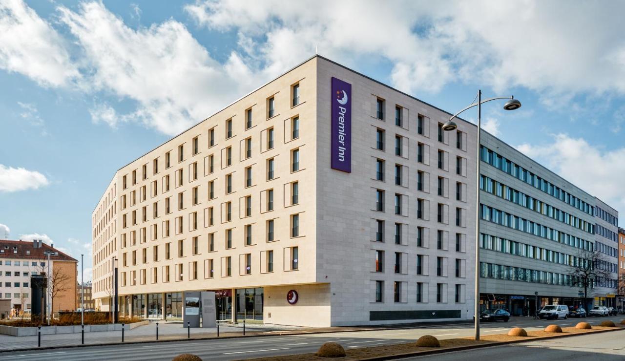 Premier Inn Nuernberg City Opernhaus Esterno foto