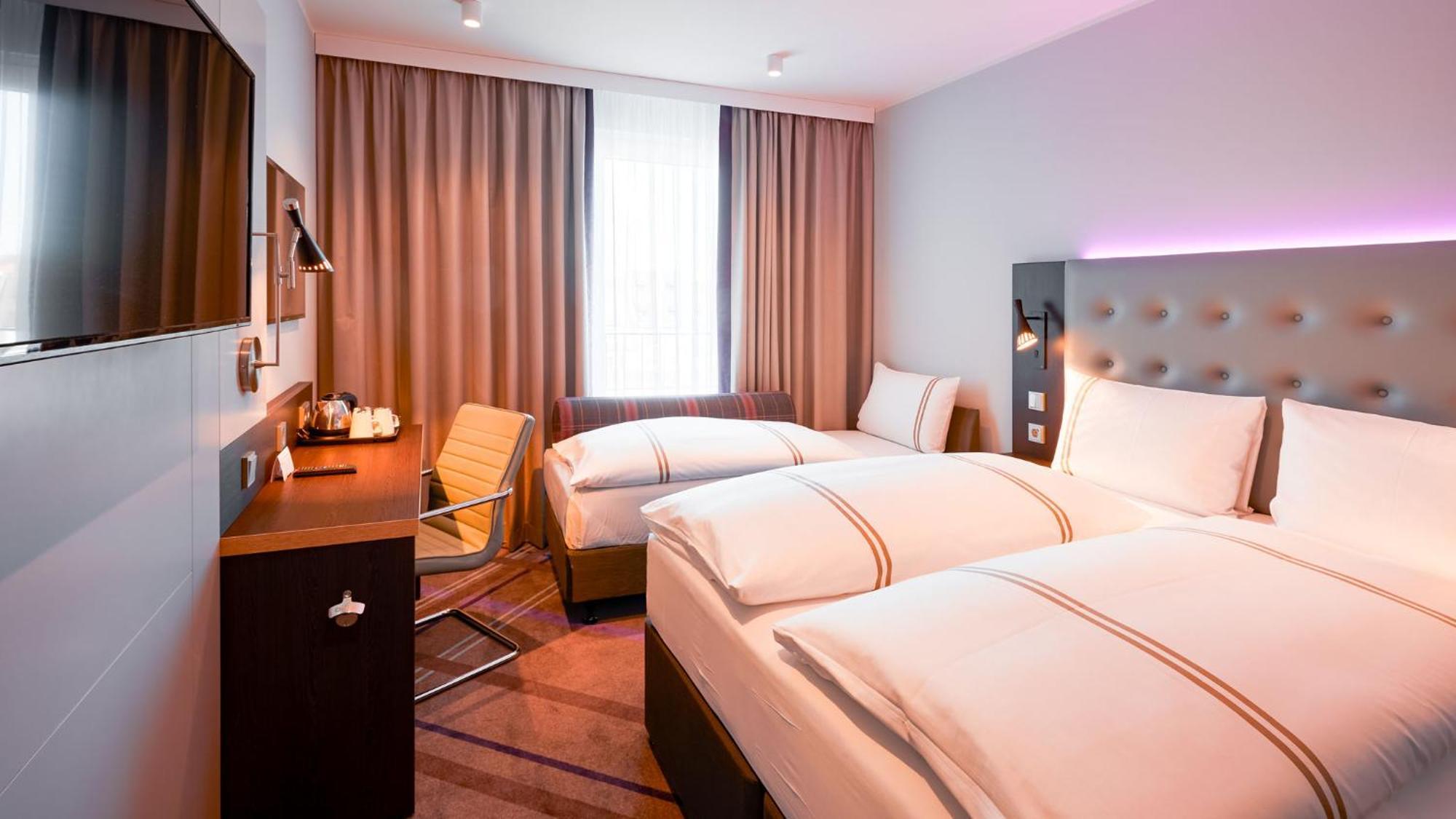 Premier Inn Nuernberg City Opernhaus Esterno foto